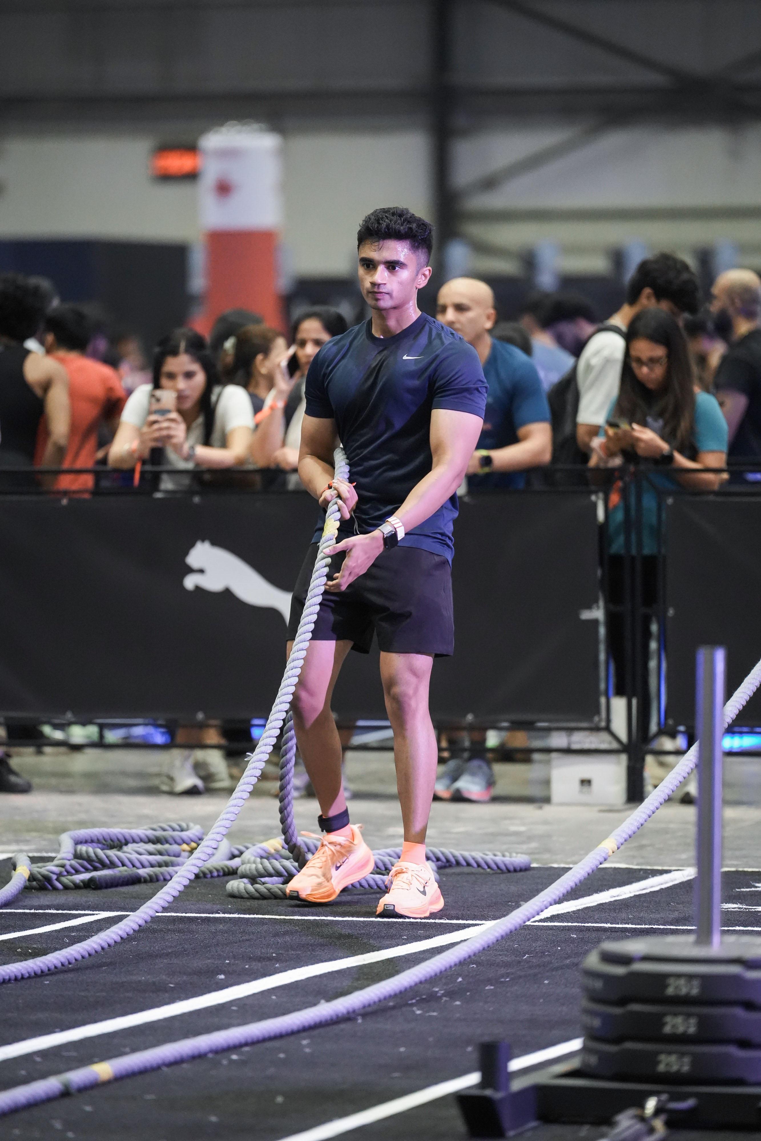 Coach AVLEAN competing in a HYROX event